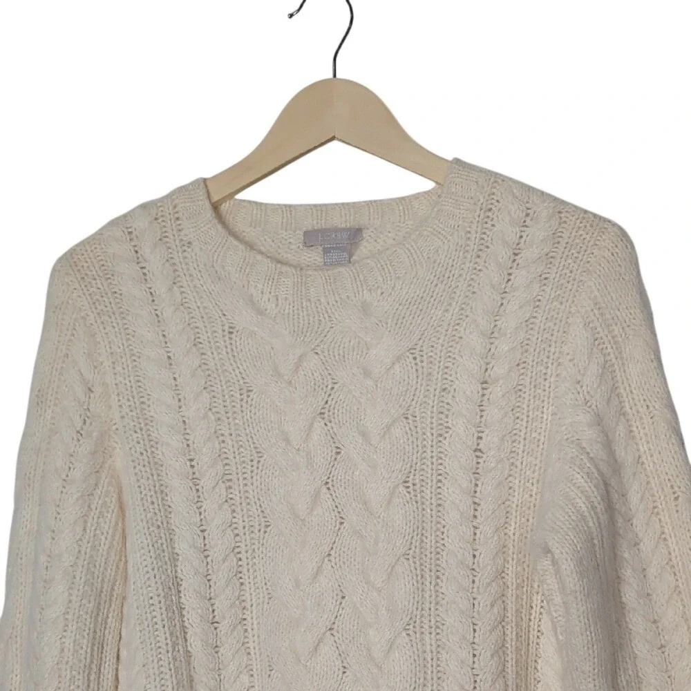 J. Crew Handknit Cozy Cream Cable Knit Sweater Wool‎ Angora Quiet Luxury Small